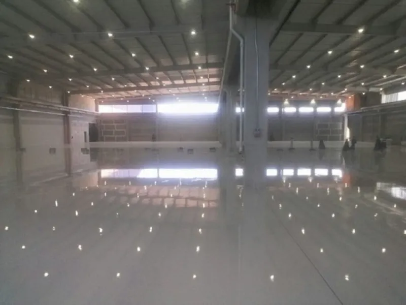pisos epóxi para shopping