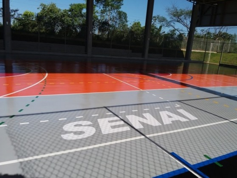 Revestimento de Piso Epóxi para Quadra Poliesportiva Revestimento de Piso Epóxi para Quadra Poliesportiva